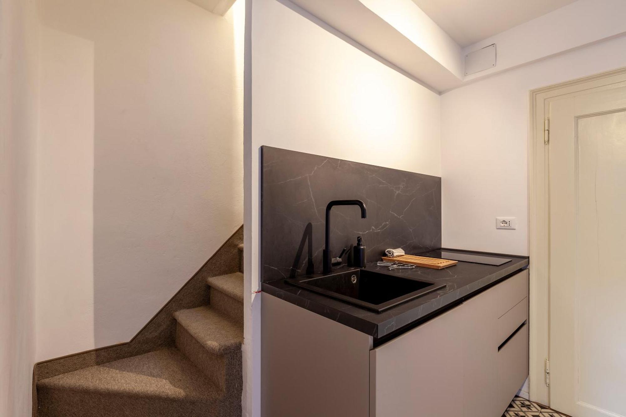 San Lorenzo Apartments 5054 Венеция Экстерьер фото