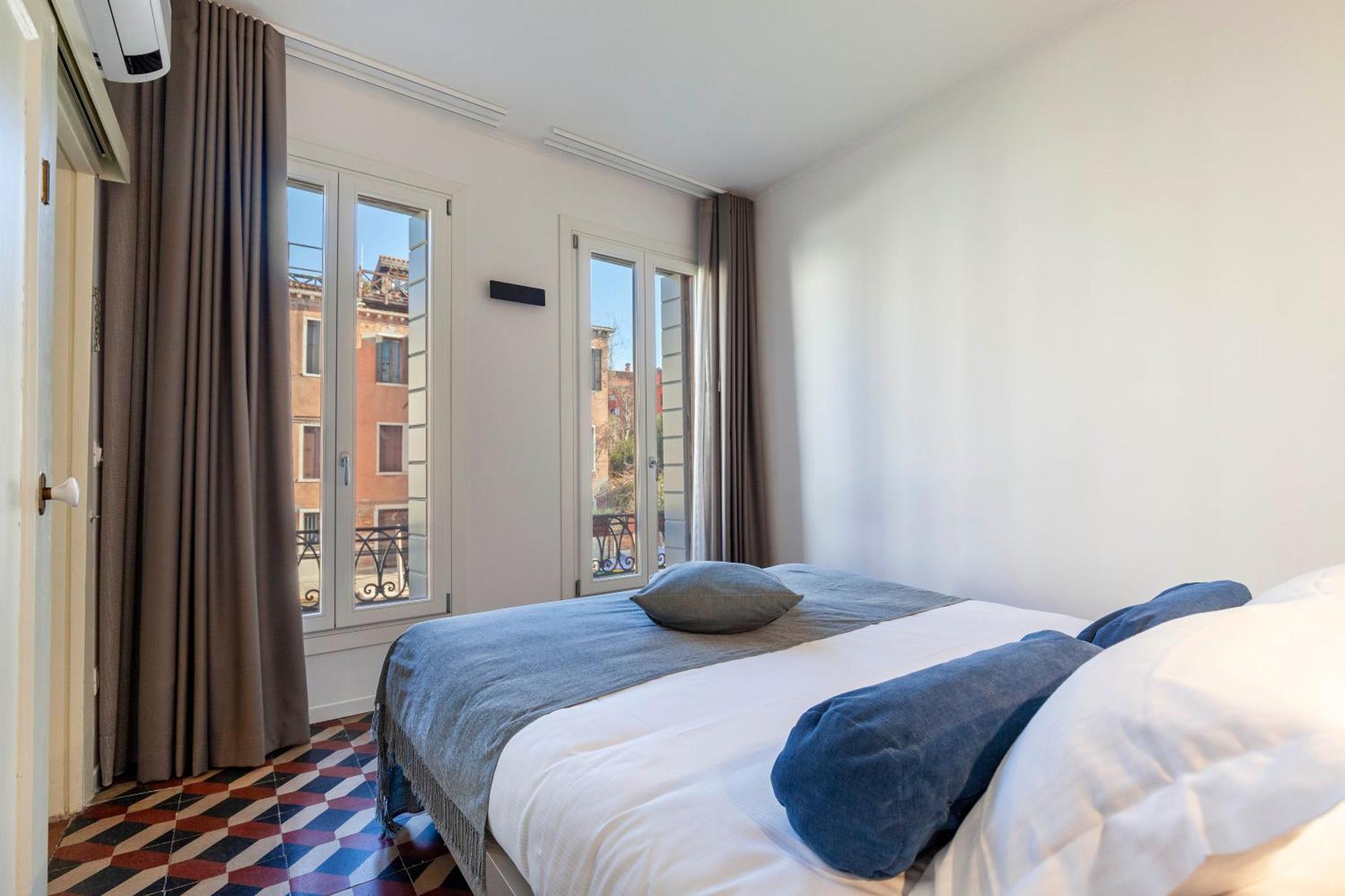 San Lorenzo Apartments 5054 Венеция Экстерьер фото